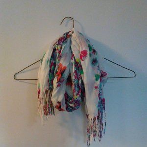 Lightweight Floral Scarf